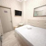 зiрка Hotel