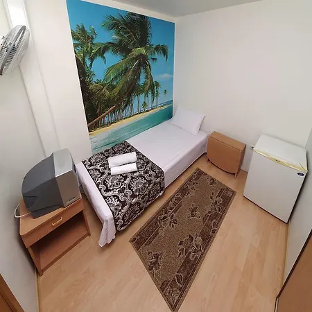 зiрка Hotel 3*